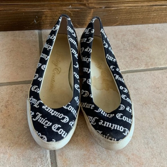 Juicy Embroidered Flats Size 7 - Picture 2 of 5